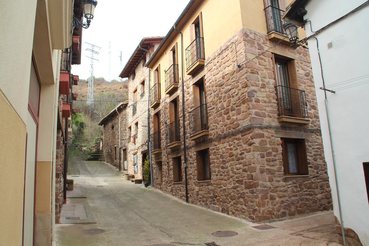 Apartamentos San Lazaro Ezcaray Exterior foto